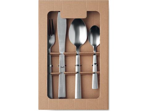 16 piece cutlery set.