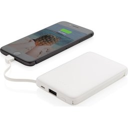 Zakformaat powerbank met geïntegreerde kabels